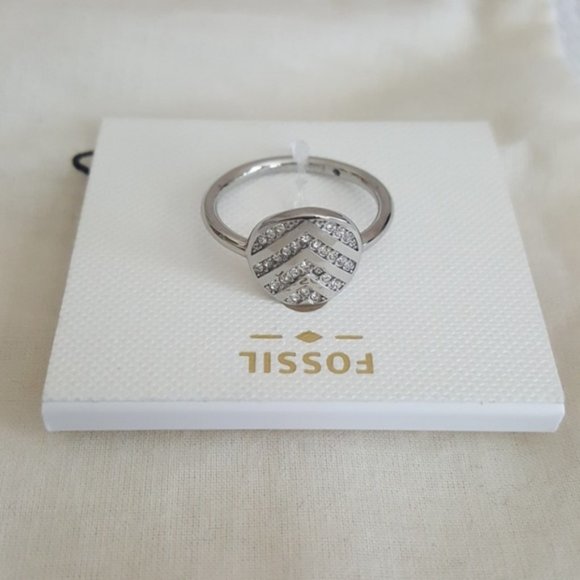 New Fossil Pave Chevron Ring - Picture 1 of 4